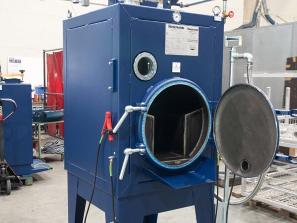 Solvent recovery Renzmann m series. The M Series is used for the recovery of contaminated solvents such as concentration of residual-inks and paint